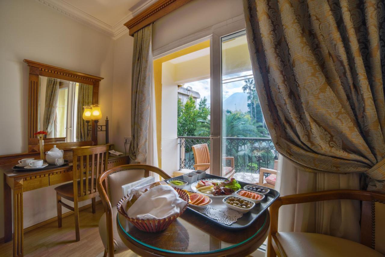 Hotel Pia Bella Kyrenia  Esterno foto