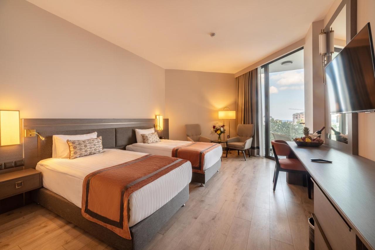 Hotel Pia Bella Kyrenia  Esterno foto