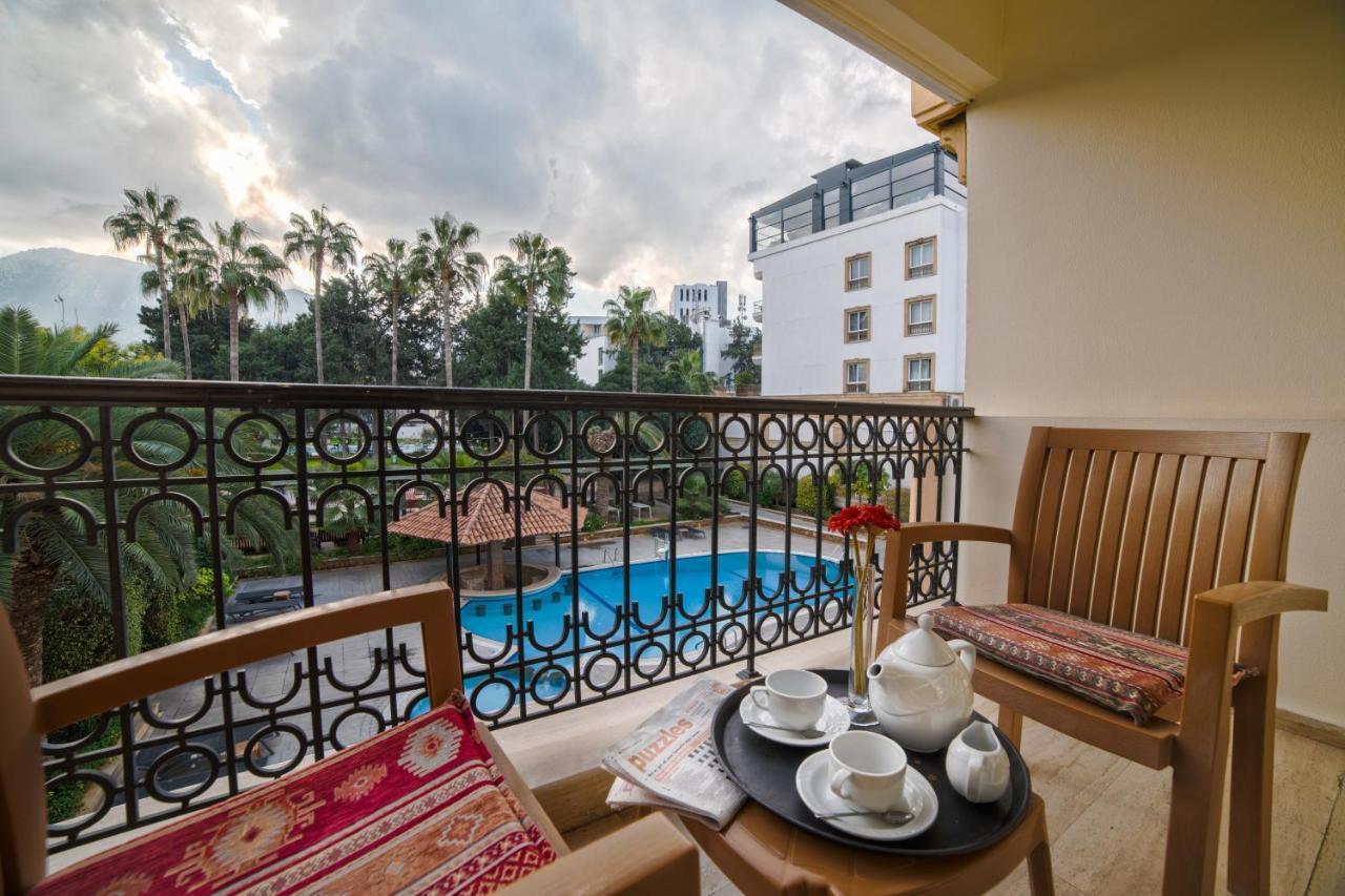 Hotel Pia Bella Kyrenia  Esterno foto