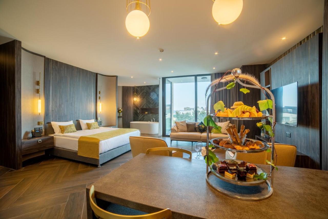 Hotel Pia Bella Kyrenia  Esterno foto