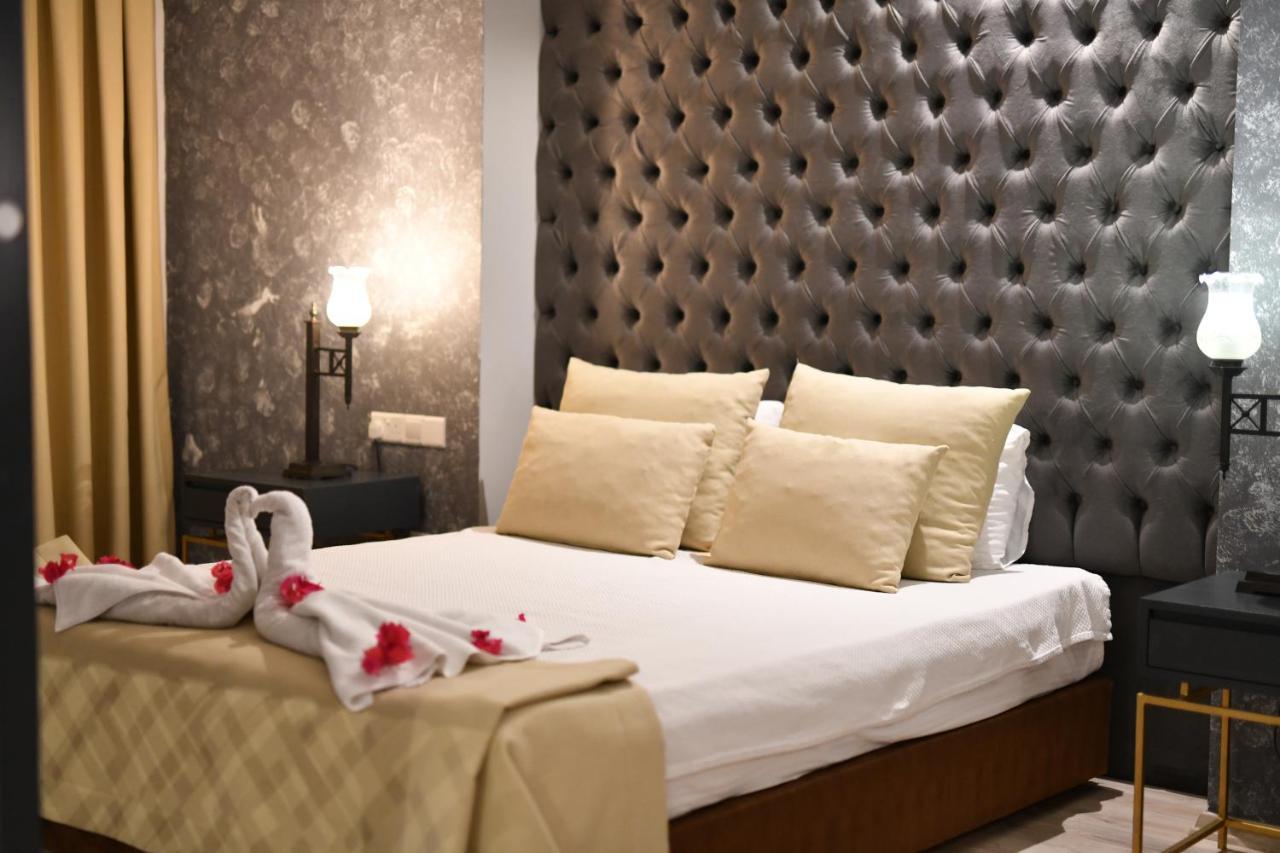 Hotel Pia Bella Kyrenia  Esterno foto