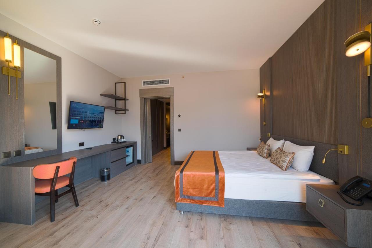 Hotel Pia Bella Kyrenia  Esterno foto