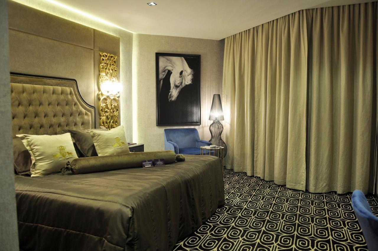 Hotel Pia Bella Kyrenia  Esterno foto