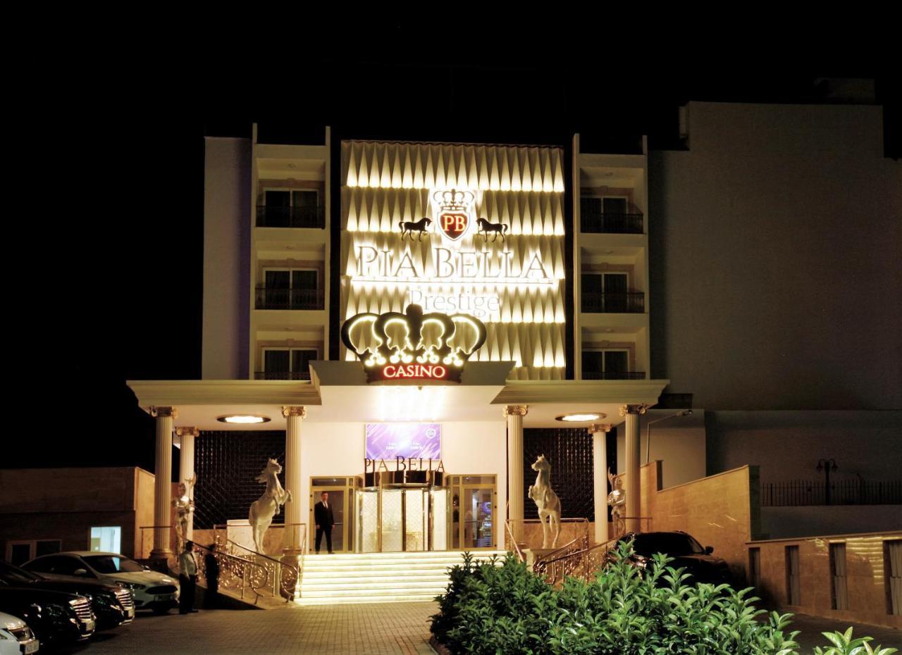 Hotel Pia Bella Kyrenia  Esterno foto
