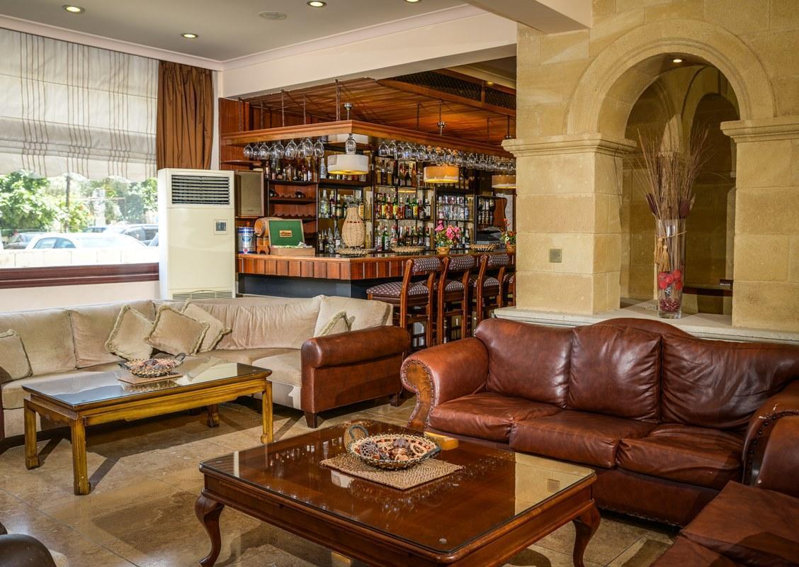 Hotel Pia Bella Kyrenia  Esterno foto